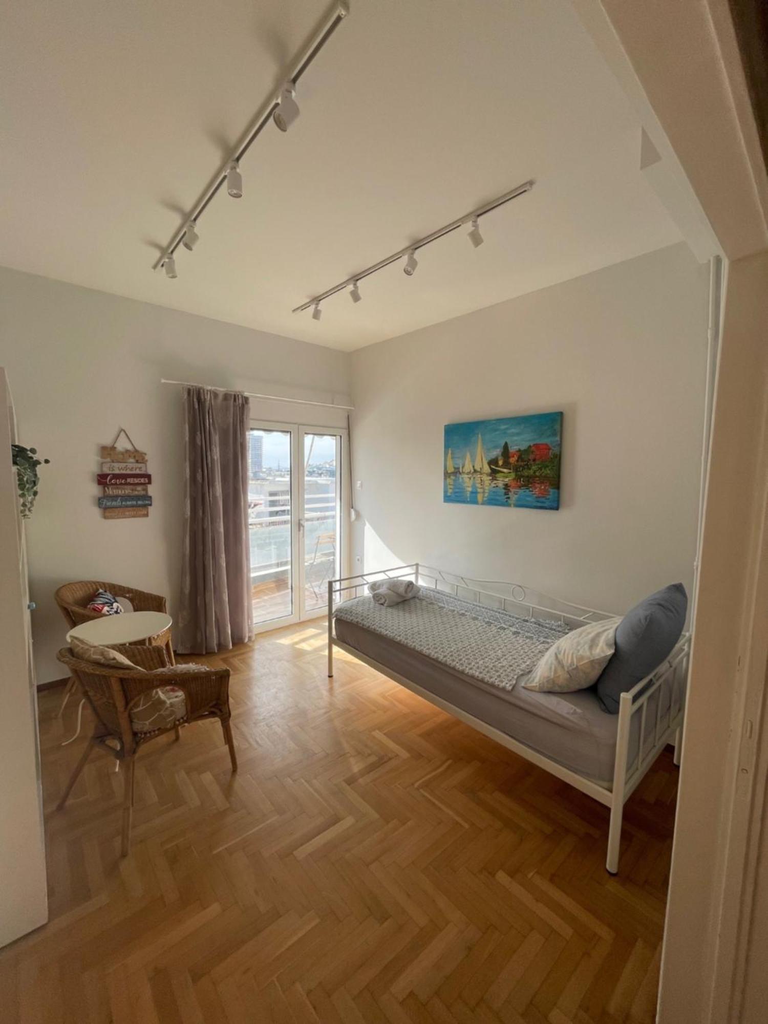 Cozy Apartment Near Metro-Athens View Exterior foto